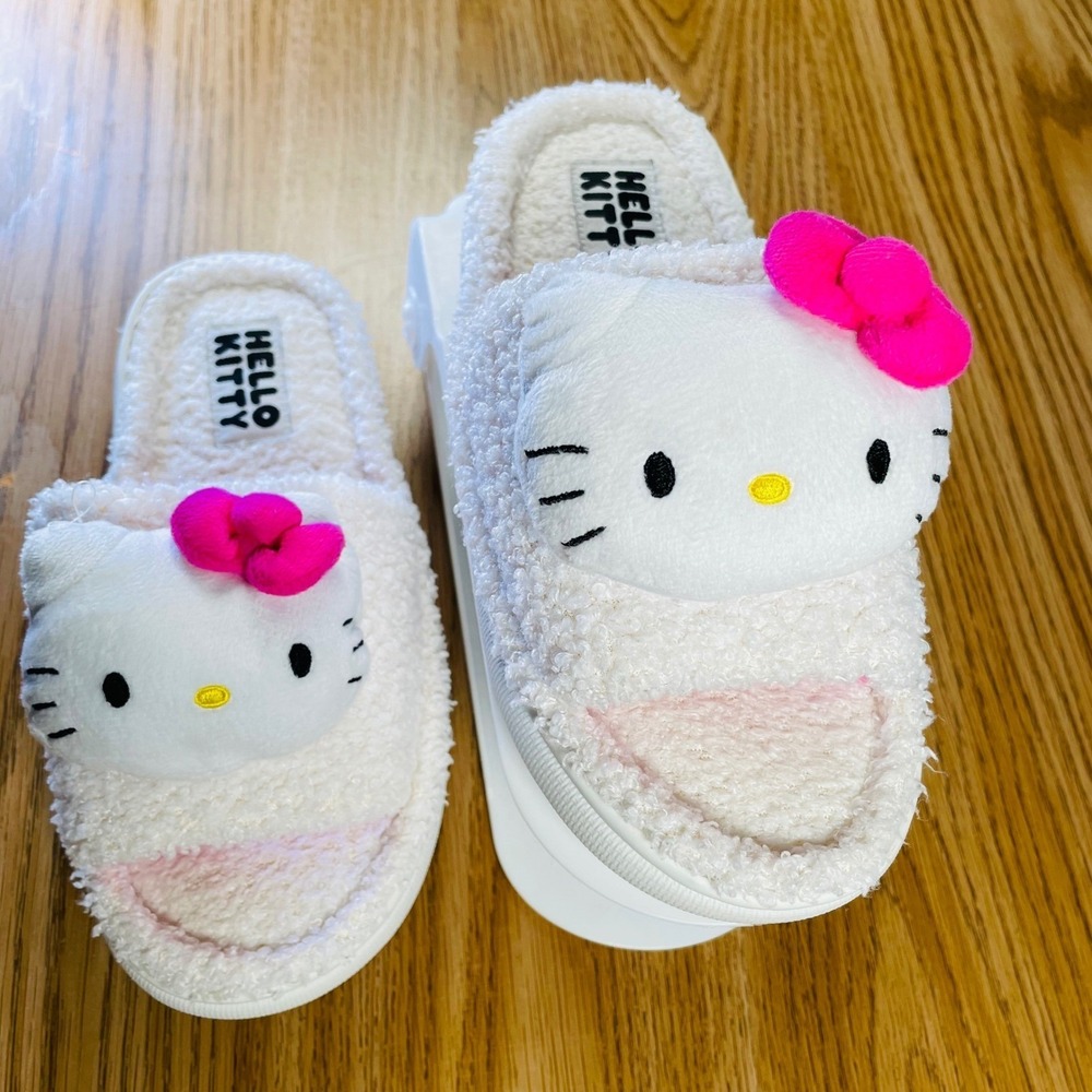 Hello Kitty Women Slippers Sherpa Fleece White‎ Pink Size S 5-6 Sanrio Kawaii